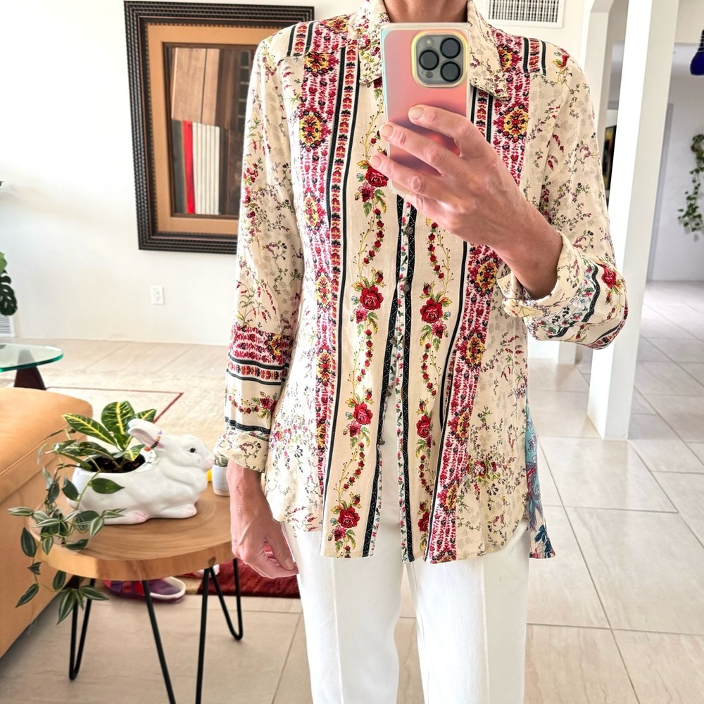 Cyrena Mixed Floral Pleated Back Tunic Artsy | Floral Blouse Size S